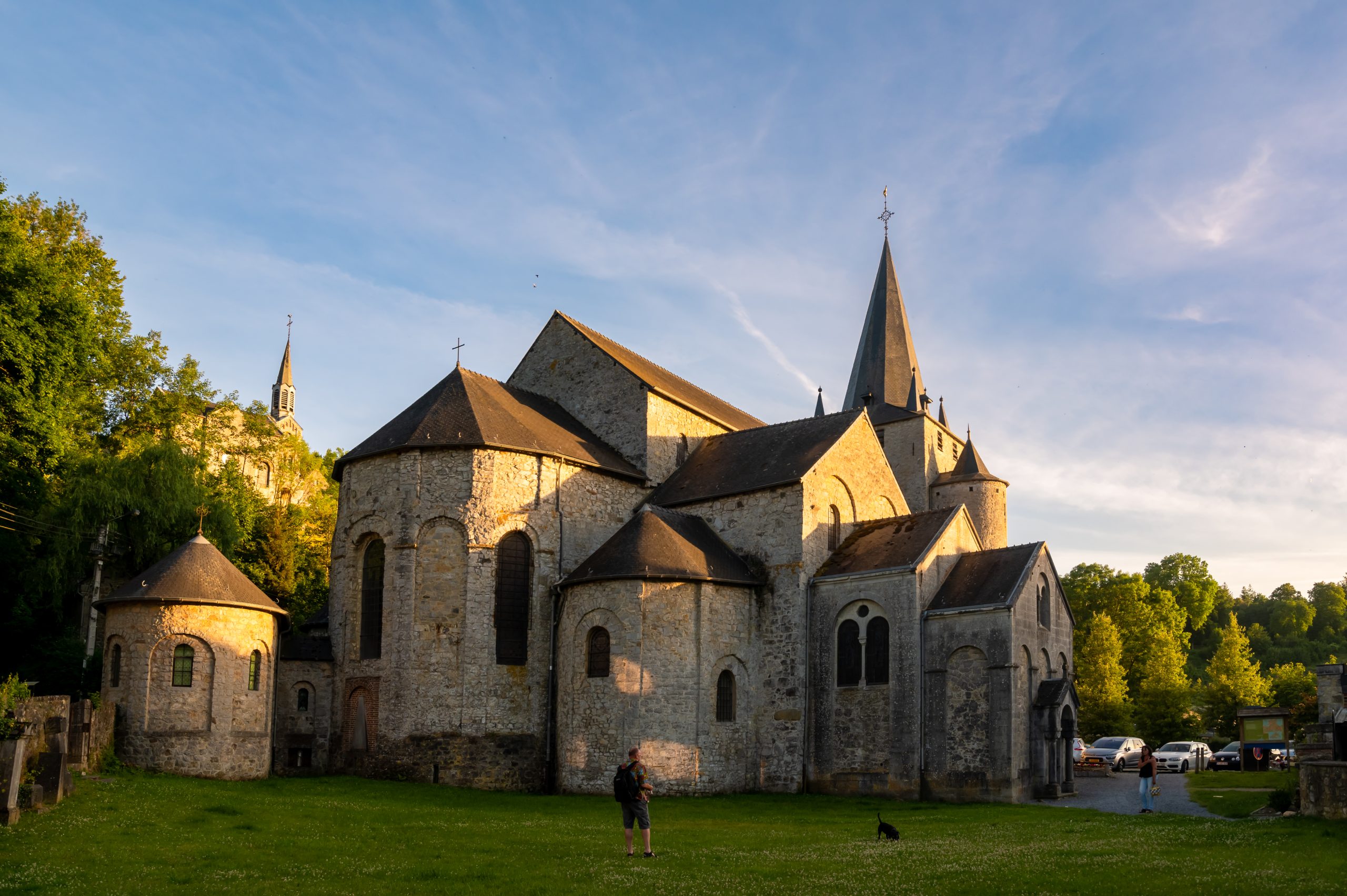 Église Saint-Hadelin à Celles
